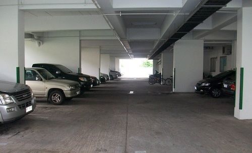 Ritratana Apartment Bangkok Bagian luar foto